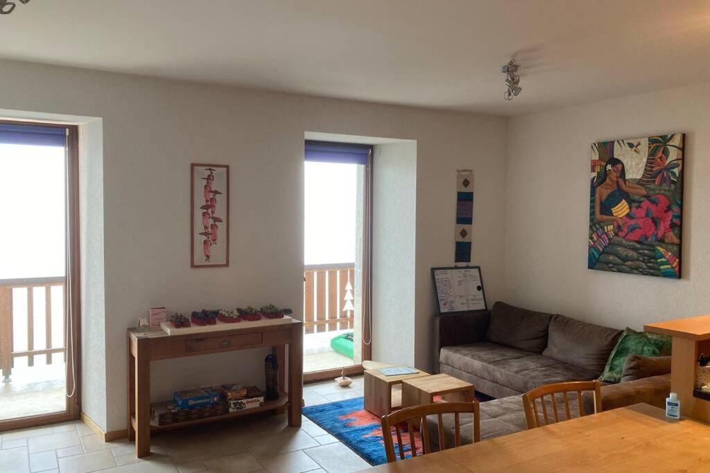 Bel Appartement 2.5 Pieces Avec Balcon, Magnifique Vue Sur Le Glacier Des Grands Finhaut Экстерьер фото